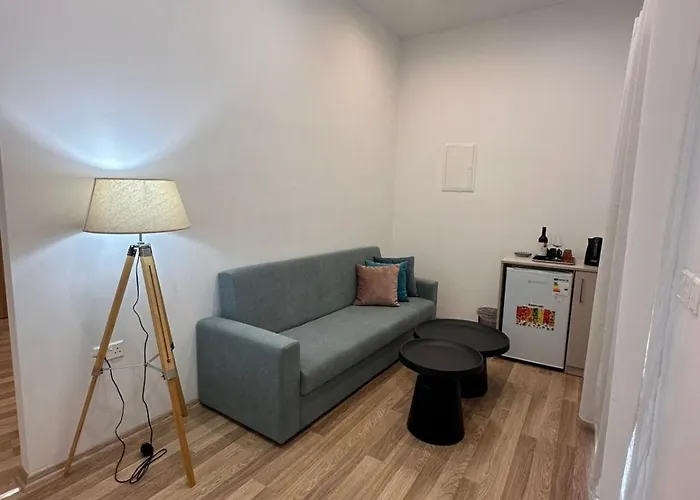 Joanna's * Kalopanagiotis